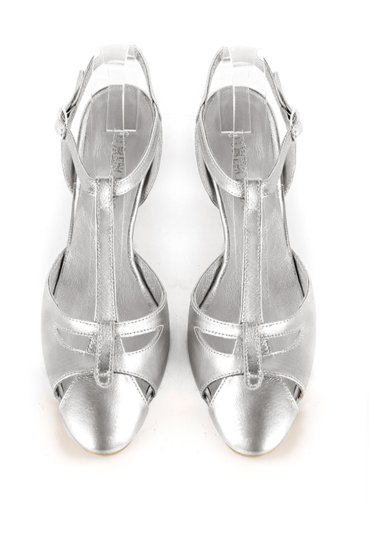 Light silver women's open back T-strap shoes. Round toe. Medium block heels. Top view - Florence KOOIJMAN